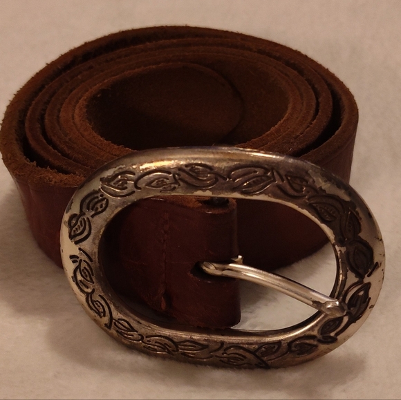 Vintage 80's GAP Brown Leather Belt with Beautifully Detailed Silver Buckle-